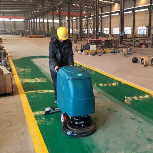 工廠車間與物業(yè)管理必看 清潔高效吸塵掃地機與洗地機，一推即凈！